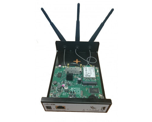 MikroTik NR35-912UAG-A30-CA